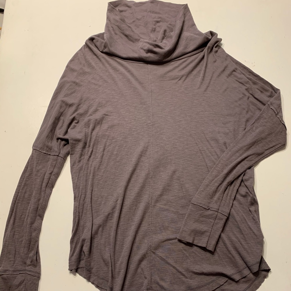 Boutique grey turtle neck!